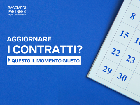 calendario su sfondo blu, logo Bacciardi Partners, e testo in bianco: aggiornare i contratti? questo è il momento giusto.